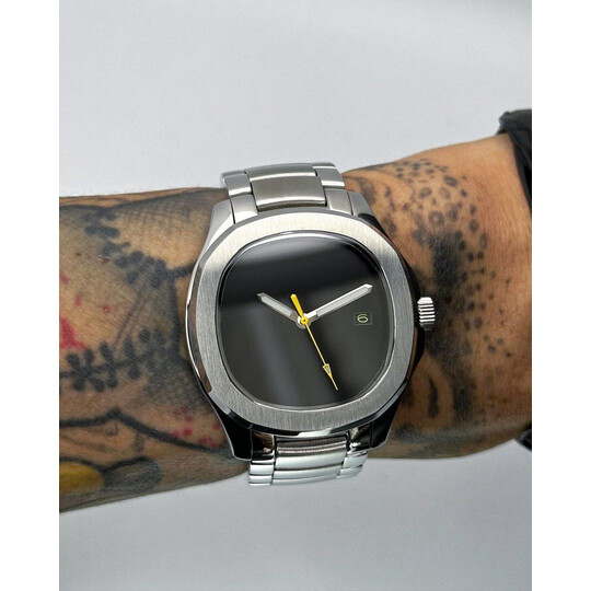 Custom Seiko Mod • Silver Sterile Black Aquanaut on Bracelet • 40mm